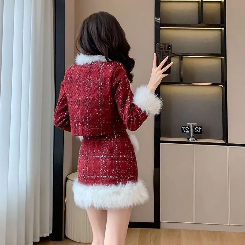 Set di due pezzi da donna di moda coreana rossa invernale Set giacca e gonna Set di abiti di tweed Set di abiti dimagranti femminili Eventi formali casual