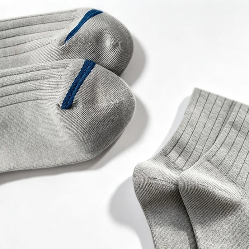 5 Pairs of Men's Letter SP Series Striped Round Neck Socks Breathable and Simple All Season universal Sports and Leisure Socks