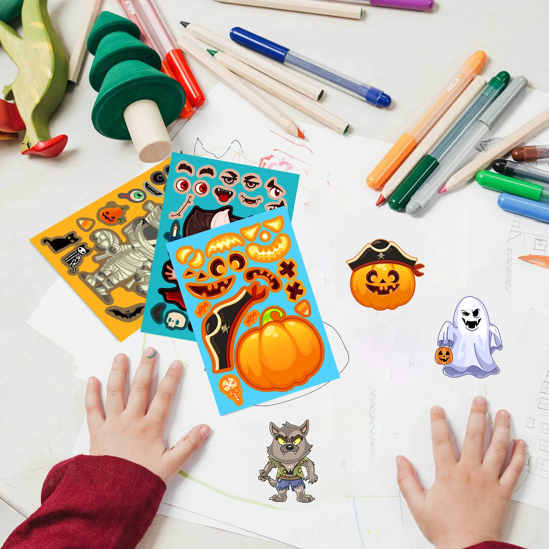 子供のためのハロウィーンパズルステッカートイ、顔を作る、カボチャ、幽霊、アニメ組み立てジグソーパズル、教育ゲーム、子供パーティーの好意、8枚