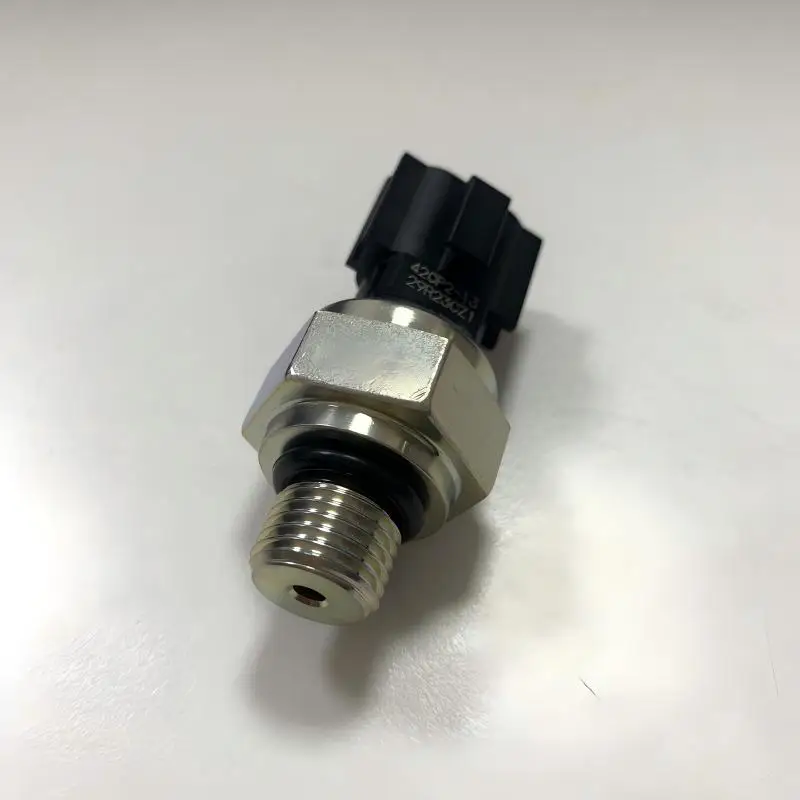 4436535 42CP2-13 42CP2-7  excavator pressure sensor 24V for Hitachi ZAX200-3 ZAX240 ZAX330 engine