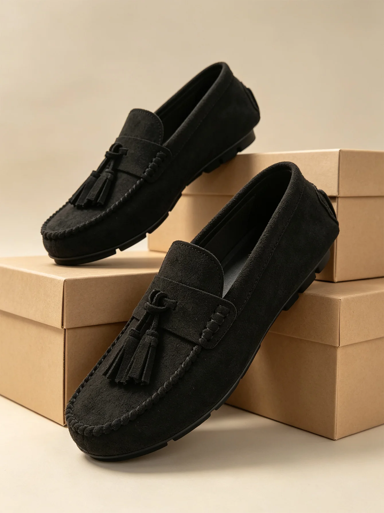 Mocasines de otoño para hombre de alta calidad, con borlas, punta afilada, suela suave, elegantes, cómodos, de gamuza, transpirables y casuales.