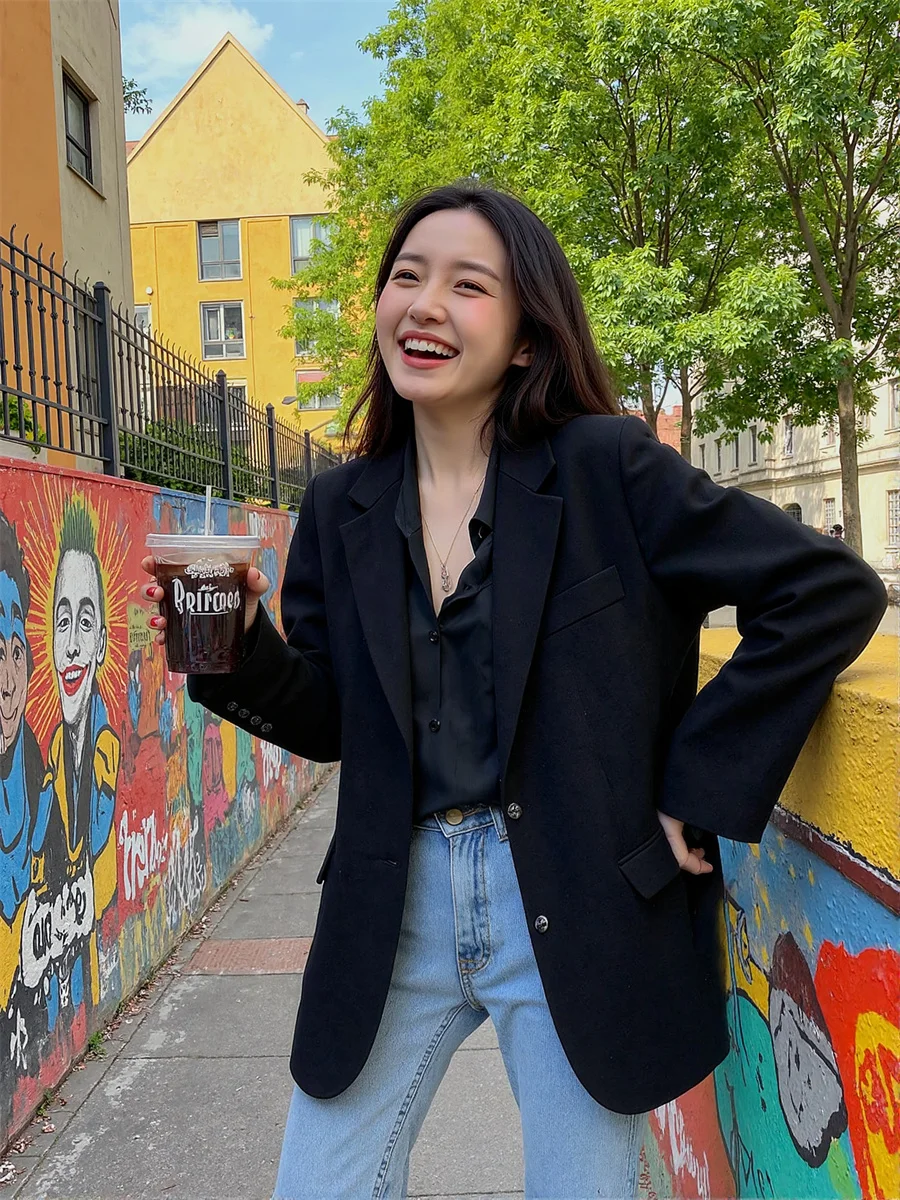 معطف نسائي بليزرات نسائية خط أسود وأبيض مجعد شوكة خلفية ديكور الخصر المعانقة تمتد اللون أنثى مشرق العائمة