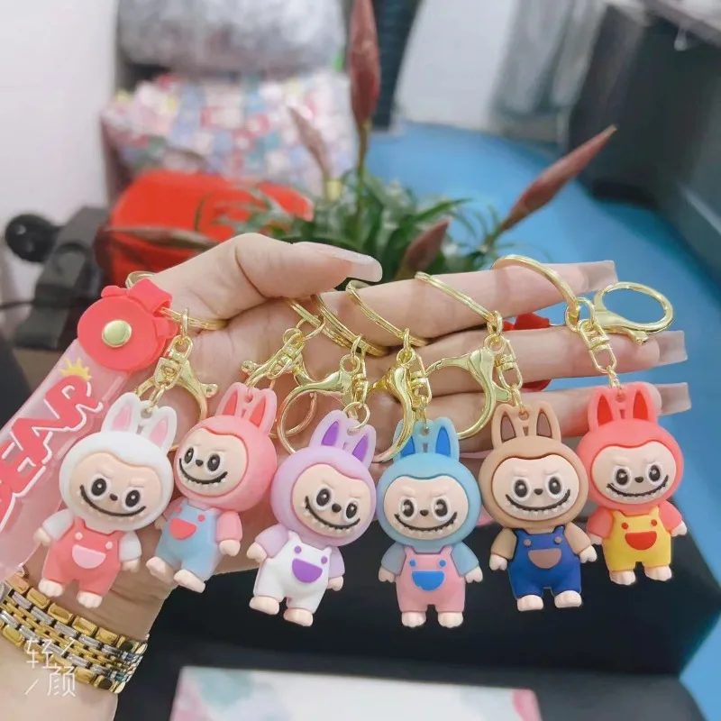 Explosions cartoon baby sheep, cute doll key chain jewelry car pendants. Children's birthday gift toys