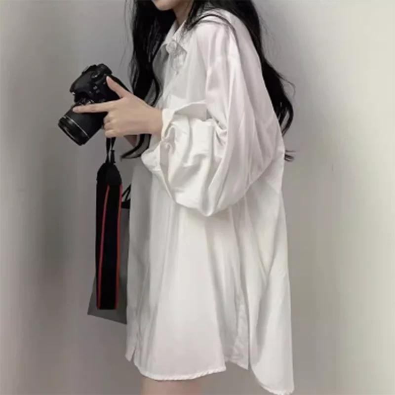 女性大きいサイズ春秋の新ルーズカーディガンコート薄い長袖シャツトップス女性香港風味怠惰な風ブラウス