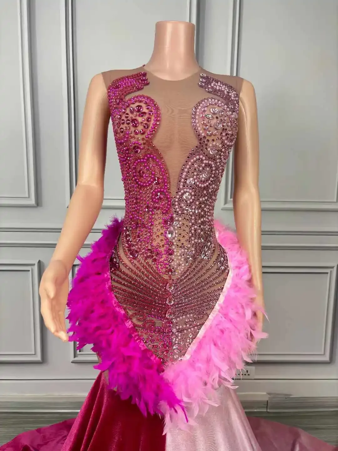 

Women Sparkly Floor Length Rhinestone Goddess Senior Photoshoot Dress Celebrate Las Vegas Show Queen Costumes 2025