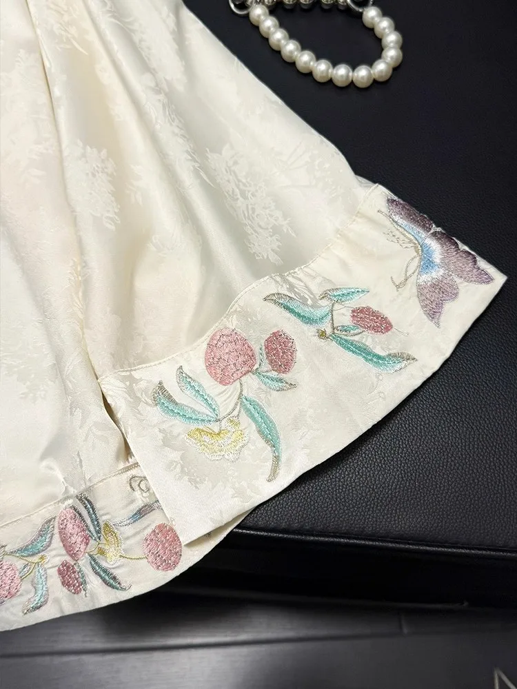 الجاكار المطرزة قميص المرأة التطريز الحرير الساتان الرجعية الجولة الرقبة فضفاضة تانغ الملابس للسيدات النمط الصيني القمم