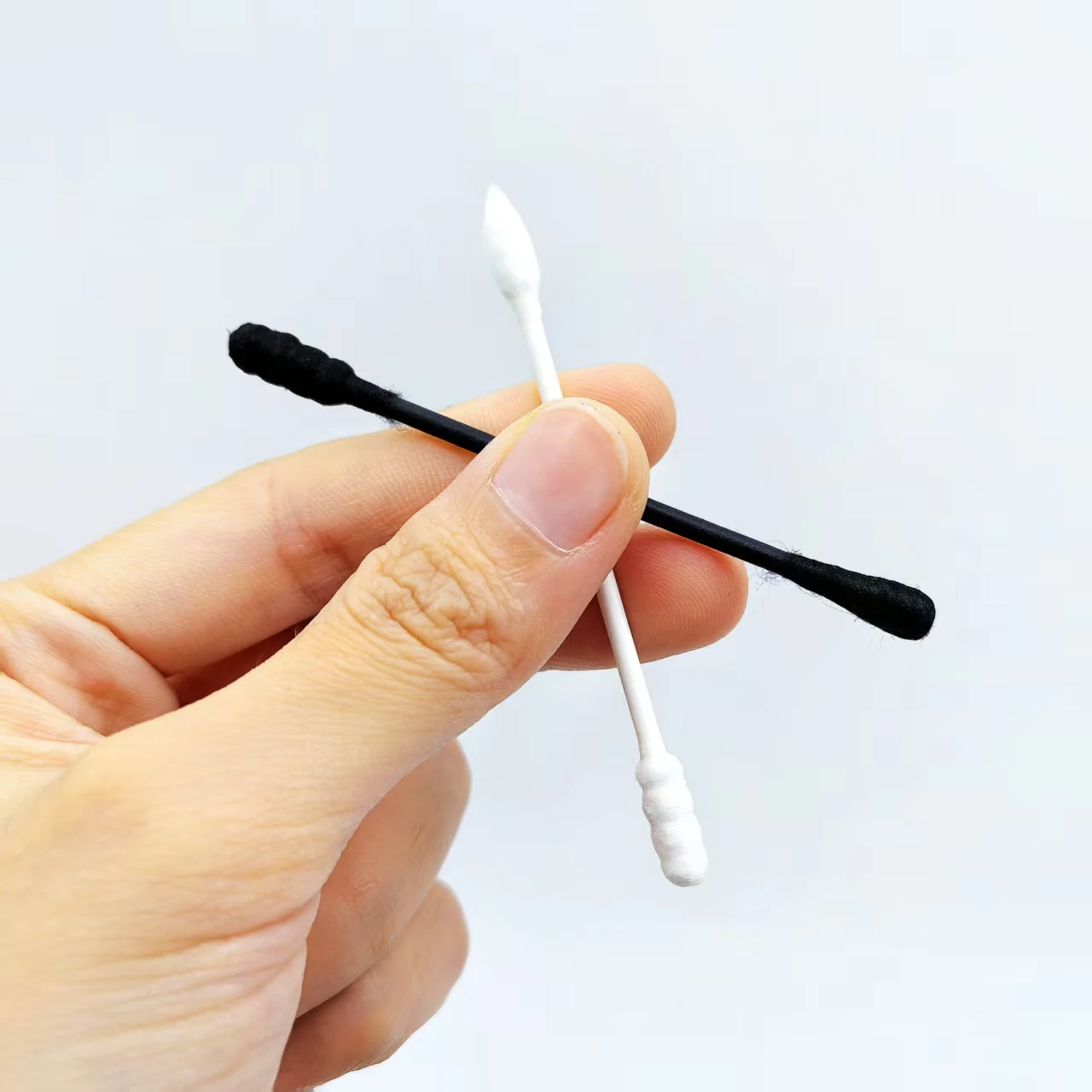 300개 눈송이 무늬 상자 포장 면봉, 흑백 양면, 이중 색상 선물용 면봉