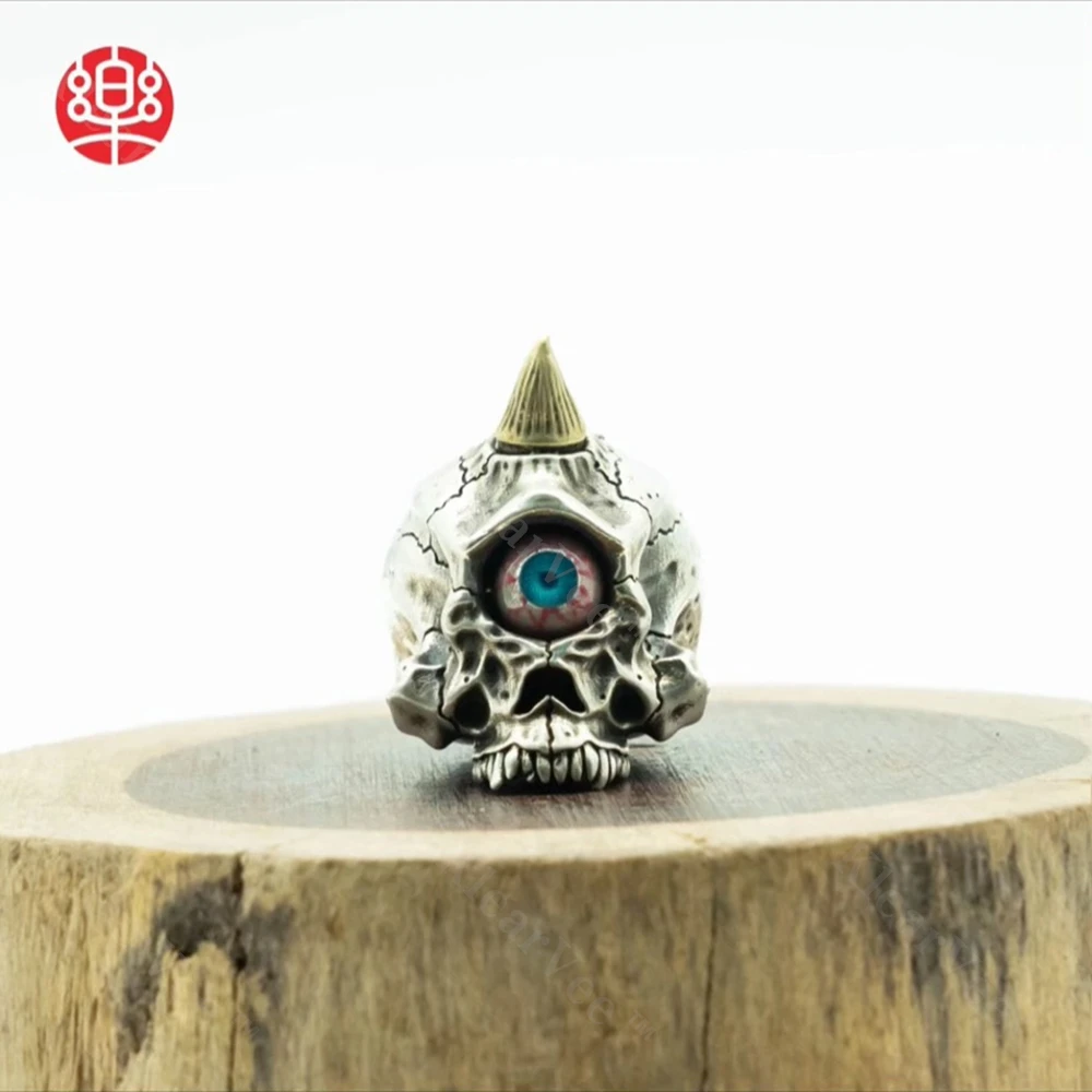 

One Eyed Skull S925 Outdoor DIY Tool Knife Bead: Paracord-Woven Pendant EDC Cord Lock Keychain Accessory Camping Backpack Charm