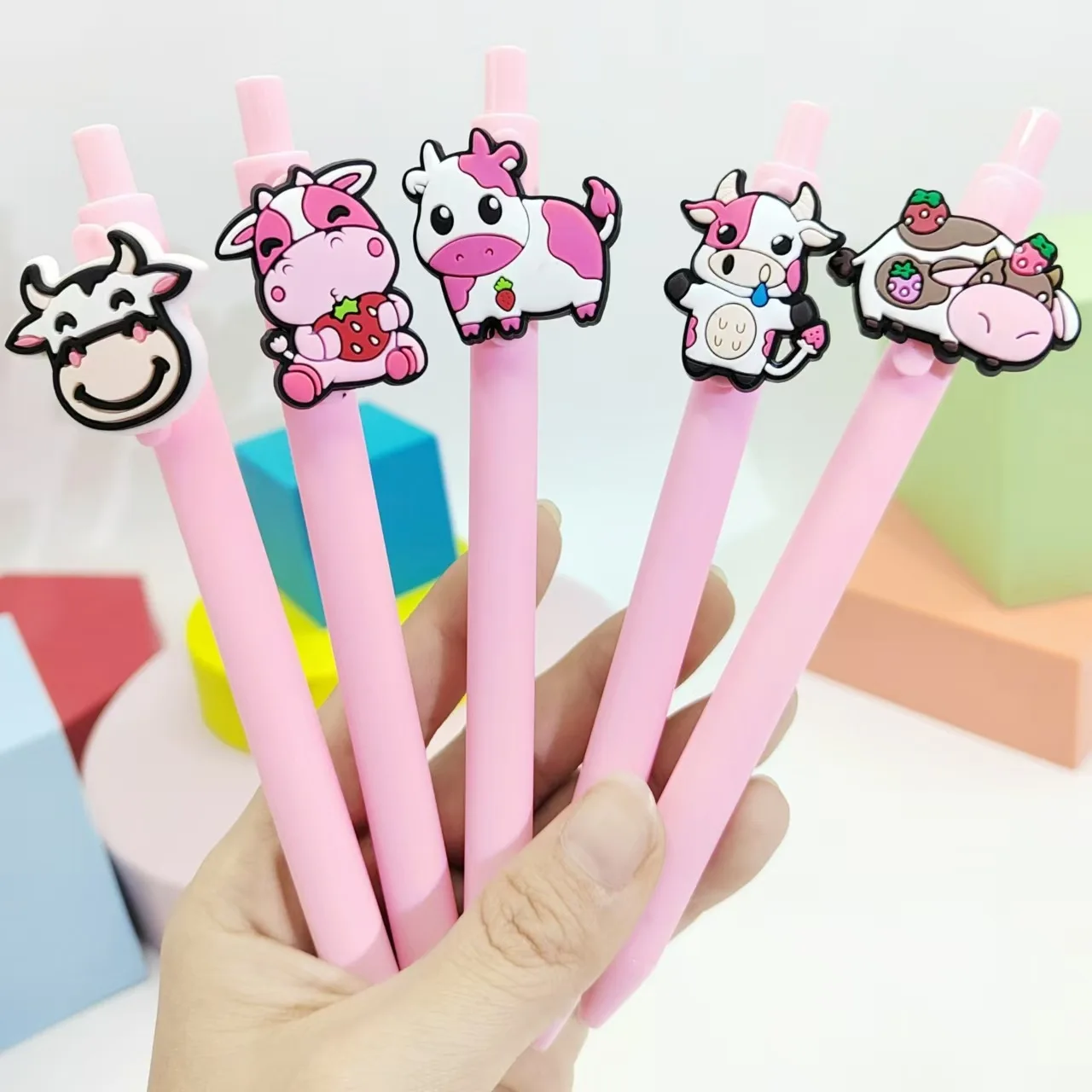 2025 Hot Selling Leuke Ranch Koe Styling Druk Pen Hoge Schoonheid Roze Stier Patch Balpen Briefpapier Nieuwjaar Cadeau
