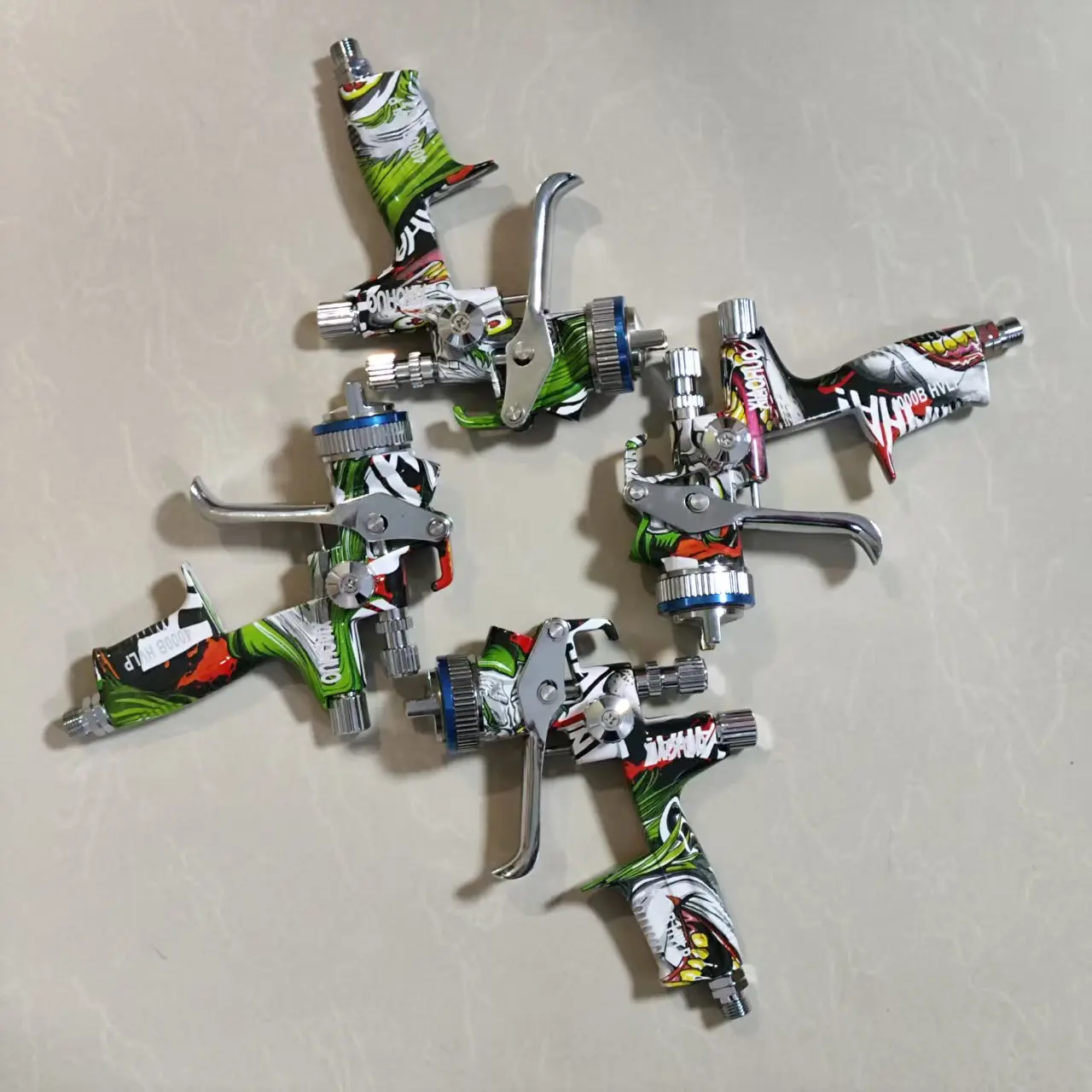 Professional Grade 4000Camouflage Automotive Paint Spray Gun High Atomization New Arrival Perfect Car Finishing OEM Gravity Feed