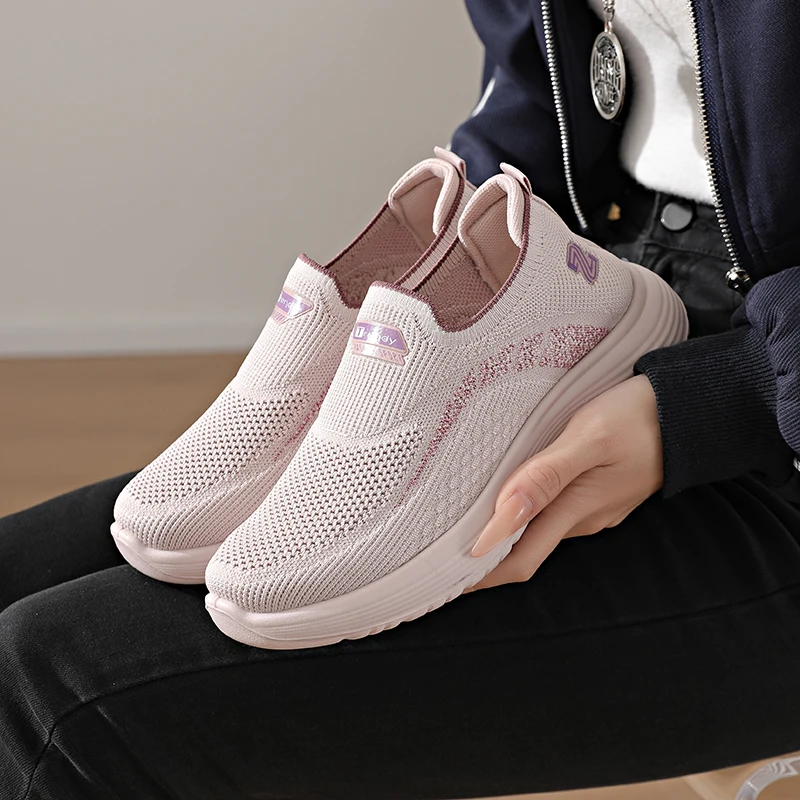 Male Minimalist City Walking Footwear Mesh Breathable Upper Non Slip Resistant Outsole All Season Daily Leisure Walking Sneakers