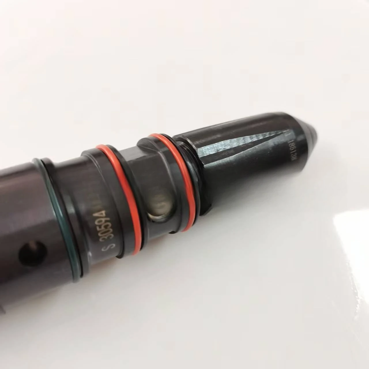 トラック対応スペアパーツ インジェクター3059424