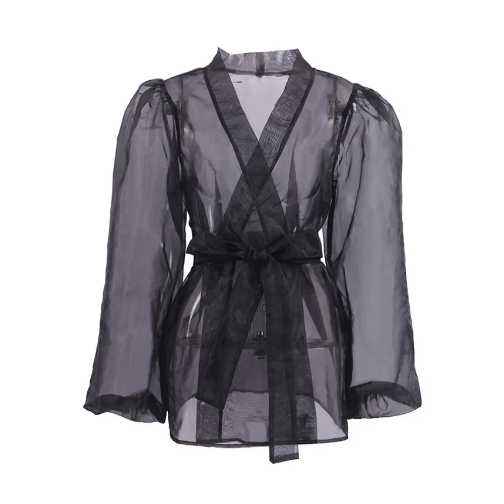 Sexy preto micro camisa de malha transparente 2025 primavera e verão feminino simples decote em v mangas bolha rendas até design em camadas topo