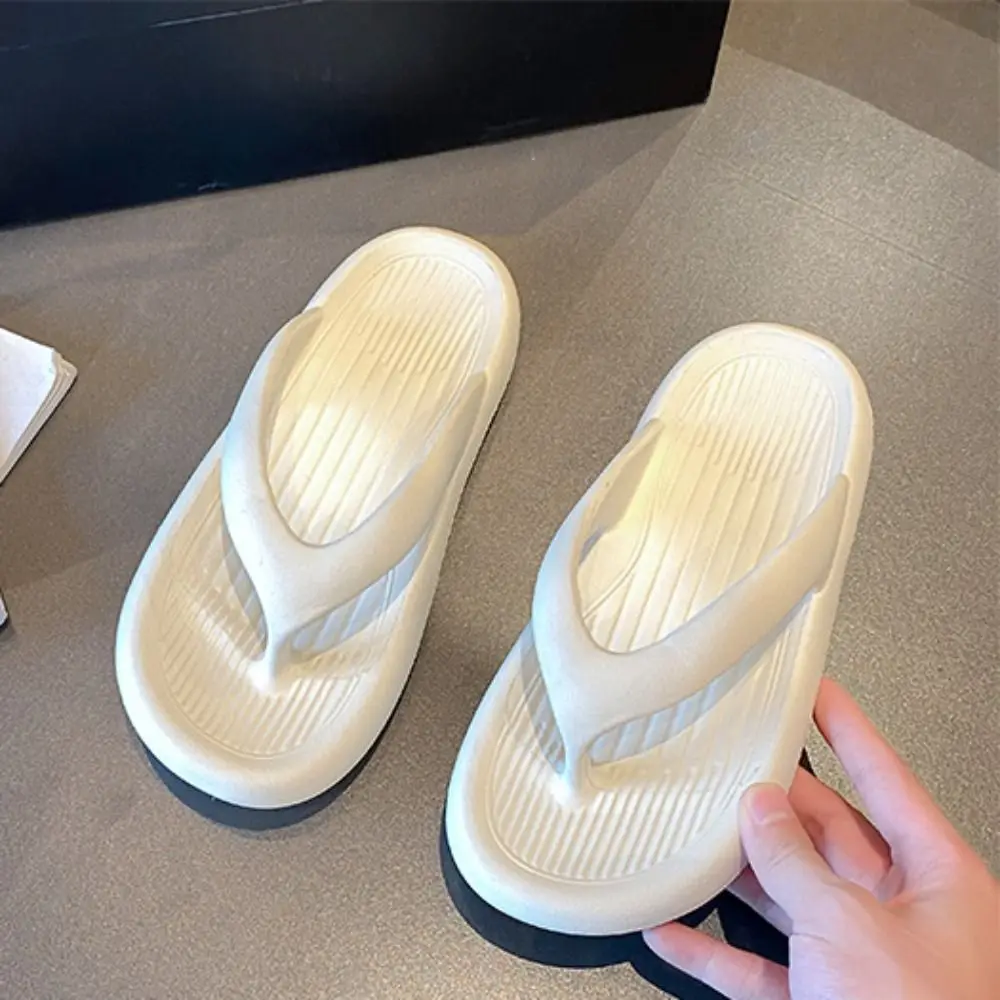 Basic Anti Slip Men's Beach Sandals Lightweight Anti Odor Soft Soled Slippers Women PVC Beachwear Outer Wear Shoes Beach