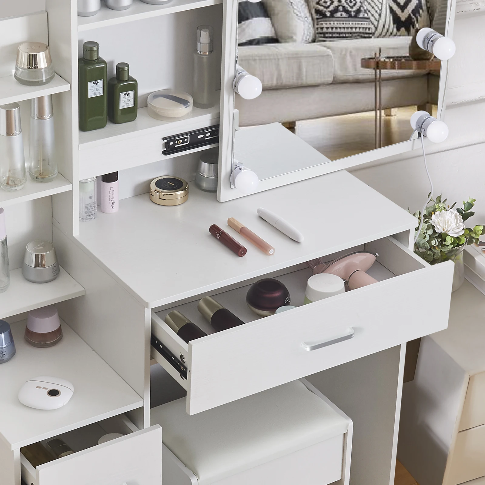 Thumbnail 4 - #14 Trending Bedroom Furniture Sets Right Now