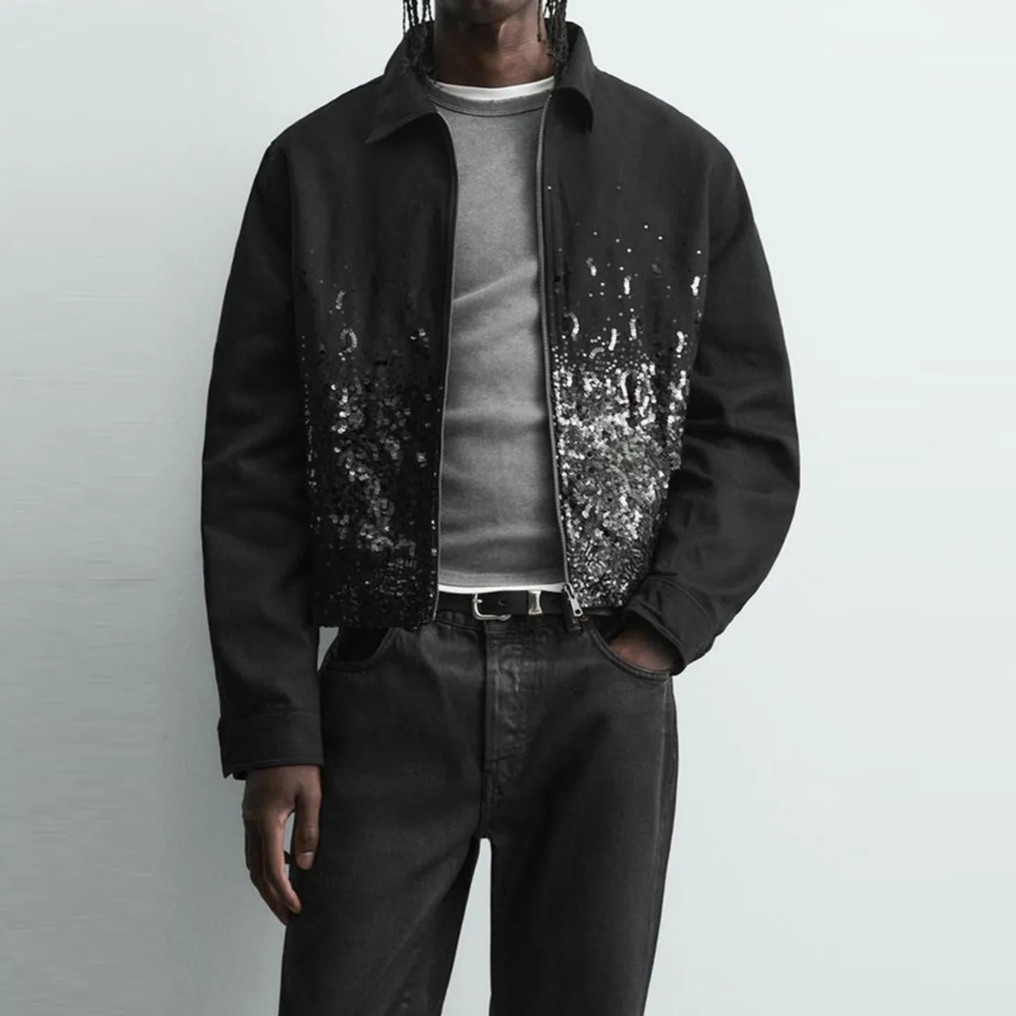 Zimowy płaszcz damski z koralikami, luźny krój, do pracy, krótki, odzież wierzchnia marki Z, długi rękaw, zapinany na zamek.