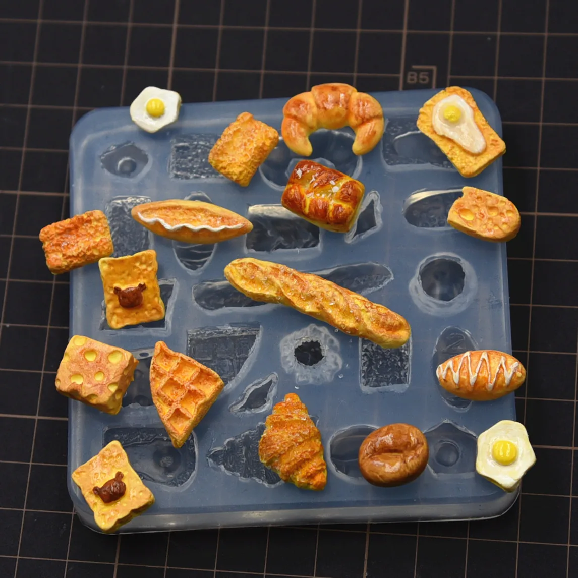 

Mini Cute Bread Series Silicone Mold Pottery Cearamic Clay food toy DIY molds