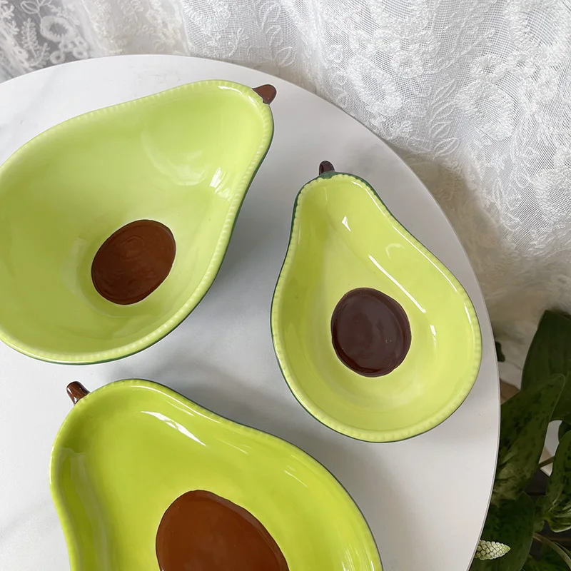 

Creative Ceramic Breakfast Oatmeal Bowls Avocado Shaped European Style Fruit Plates High Quality Household Rice Bowl