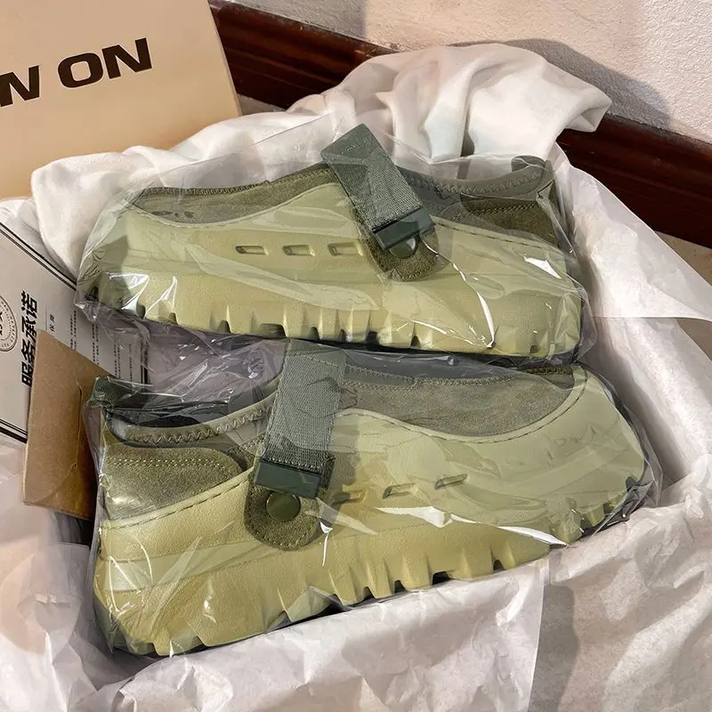 

2025 New Men's Color Block Low-Top Chunky Sole Breathable Comfortable Lace-Up Trendy Stylish Versatile Casual Sports Shoes