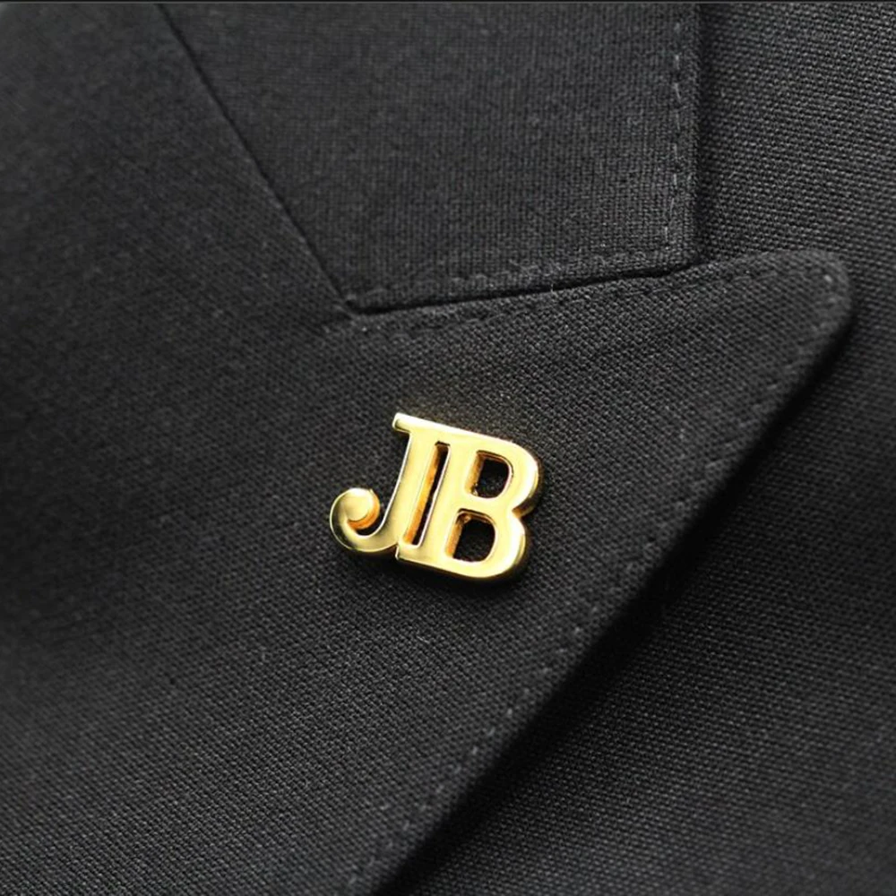

Custom name brooch, Custom letter brooch, Letter lapel microseal, Custom first letter lapel microseal