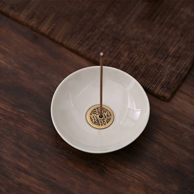 Chinese Antique-style Ceramic Incense Burner Ornament White Porcelain Incense Holder Base Zen-inspired Decorative