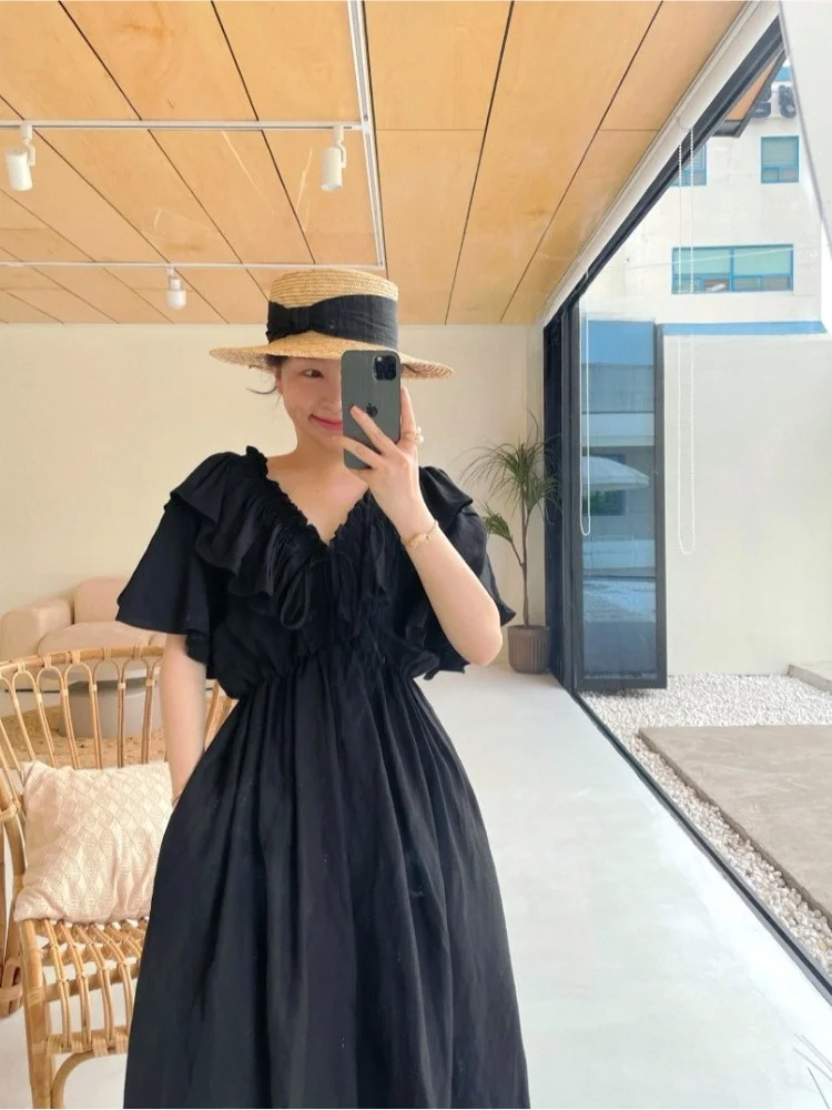 Retro Chic Summer V-neck Drawstring Waist Gored Skirt Hem Pleated Gathered Sleeveless Women's Dress Fashionable Casual Korean...