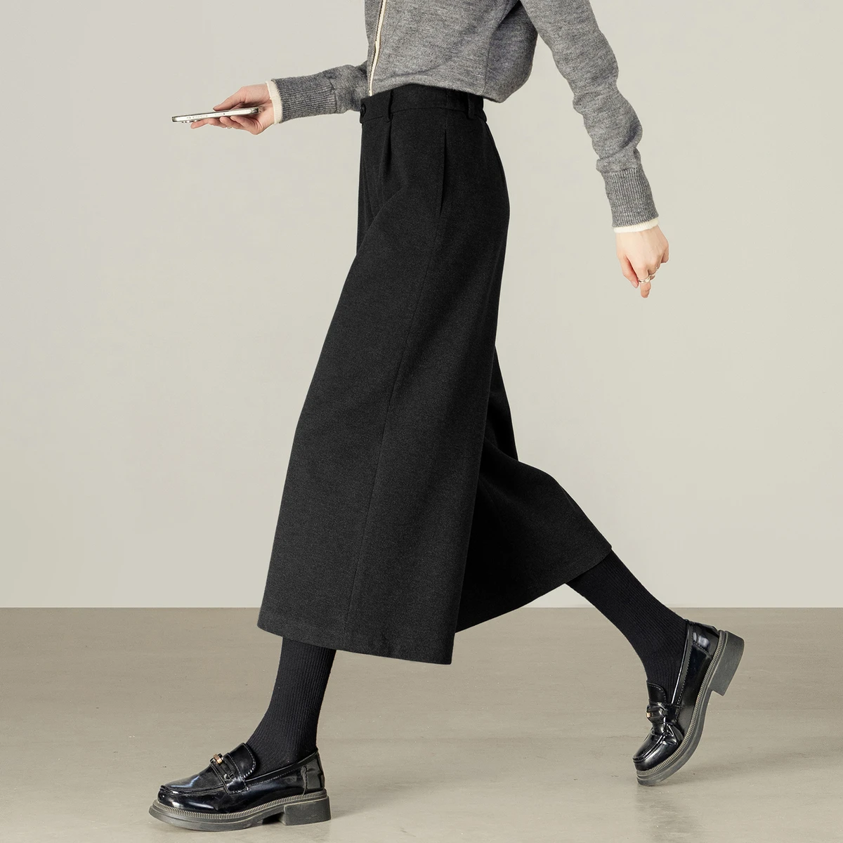 SENTUBILA Women's Wool Wide Leg Pants 2025 Autumn Elastic Waist Loose Fit Warm Comfortable Office Casual Trousers 153KD2679