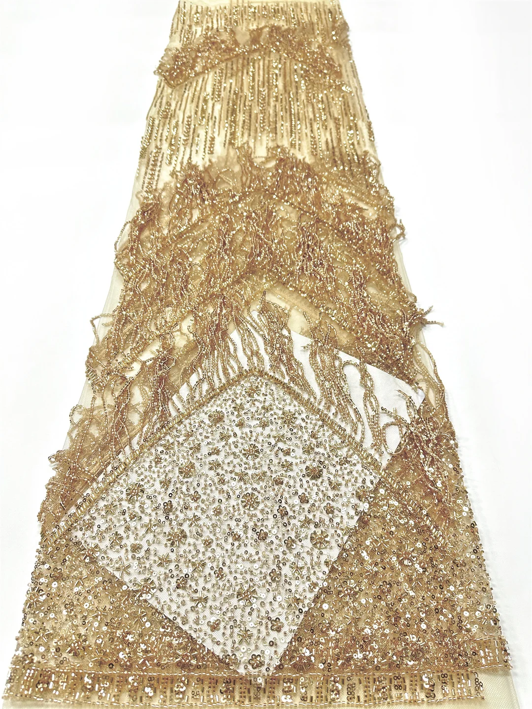 

Новинка 2026: Горячая распродажа! Тюлевая кружевная ткань с бисером и пайетками в африканском, нигерийском и французском стиле для пошива элитных свадебных и вечерних платьев.