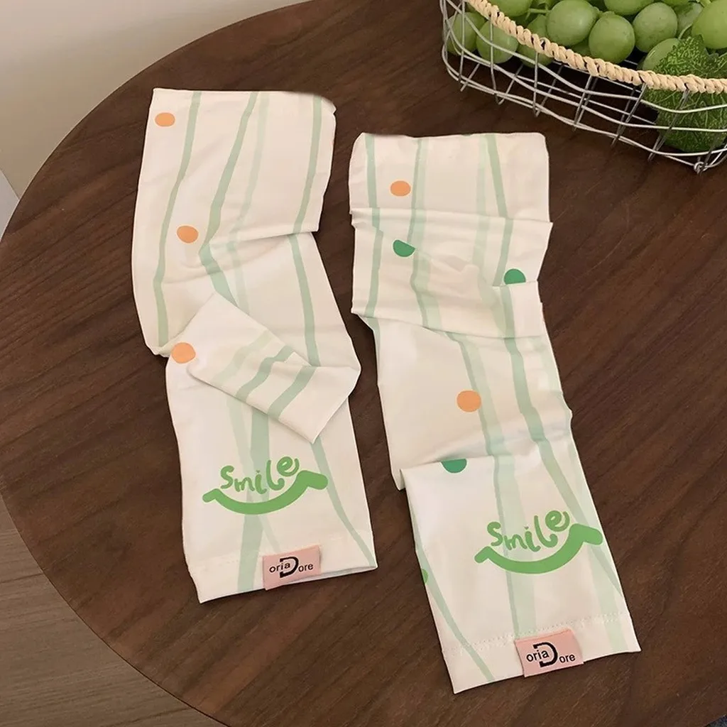 Summer Arm Protectors Ice Silk Ice Silk Arm Sleeves Cute Cartoon Sunblock Sleeves Skin-Friendly Uv Arm Covers For Walking Daily