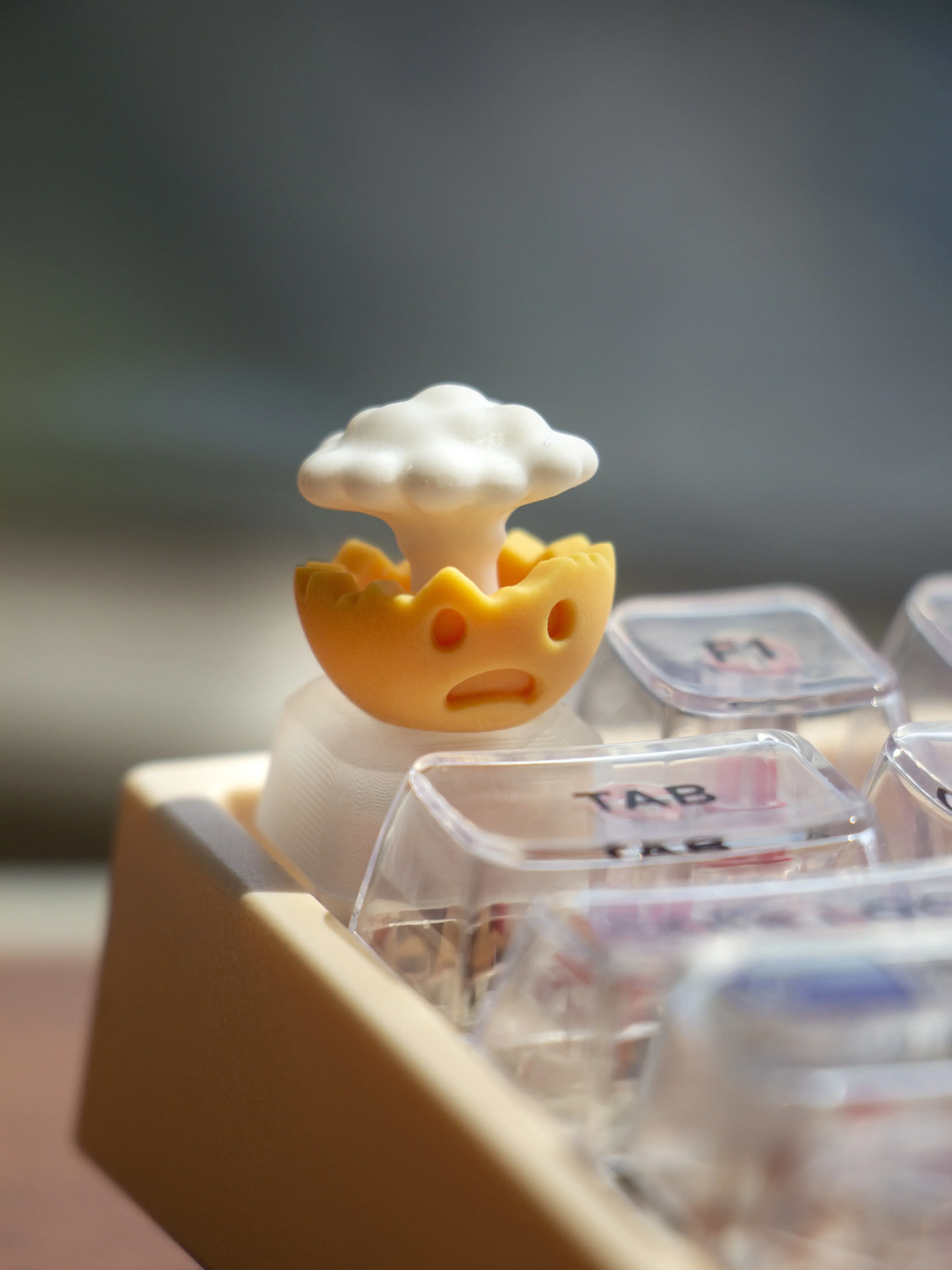 Cute DIY Transparent Mushroom Cloud Keycap Game Mechanical Key Cap Creative Three-dimensional Transparent Cherry MX Funny Keycap