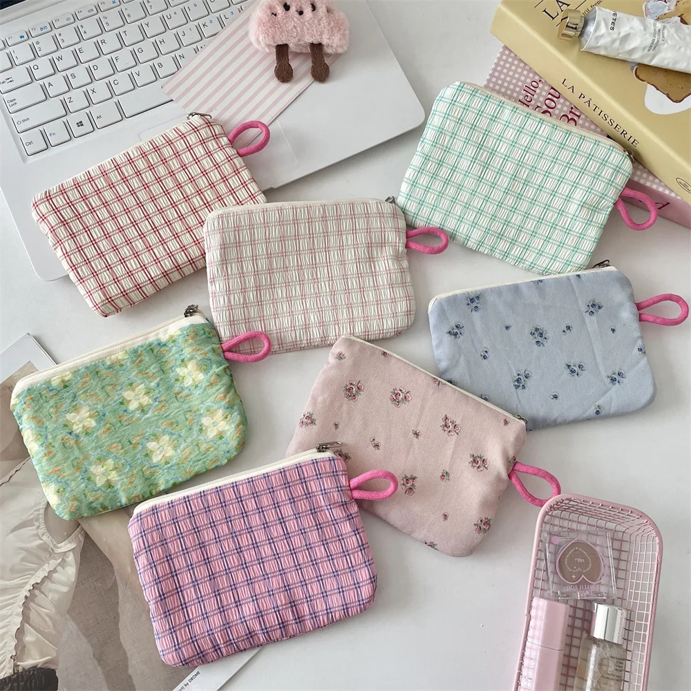 

Small Plaid Travel Cosmetic Lipstick Key Card Data Cable Portable Storage Bag Women Makeup Handbags Wallet Pouch Bags Organizer