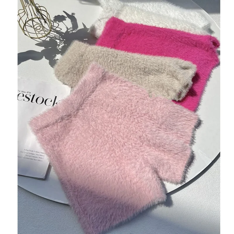 

Женские осенне-зимние шорты из искусственной норки, милые, мягкие, с высокой талией, тонкие эластичные шорты, модные вязаные шорты для домашней одежды