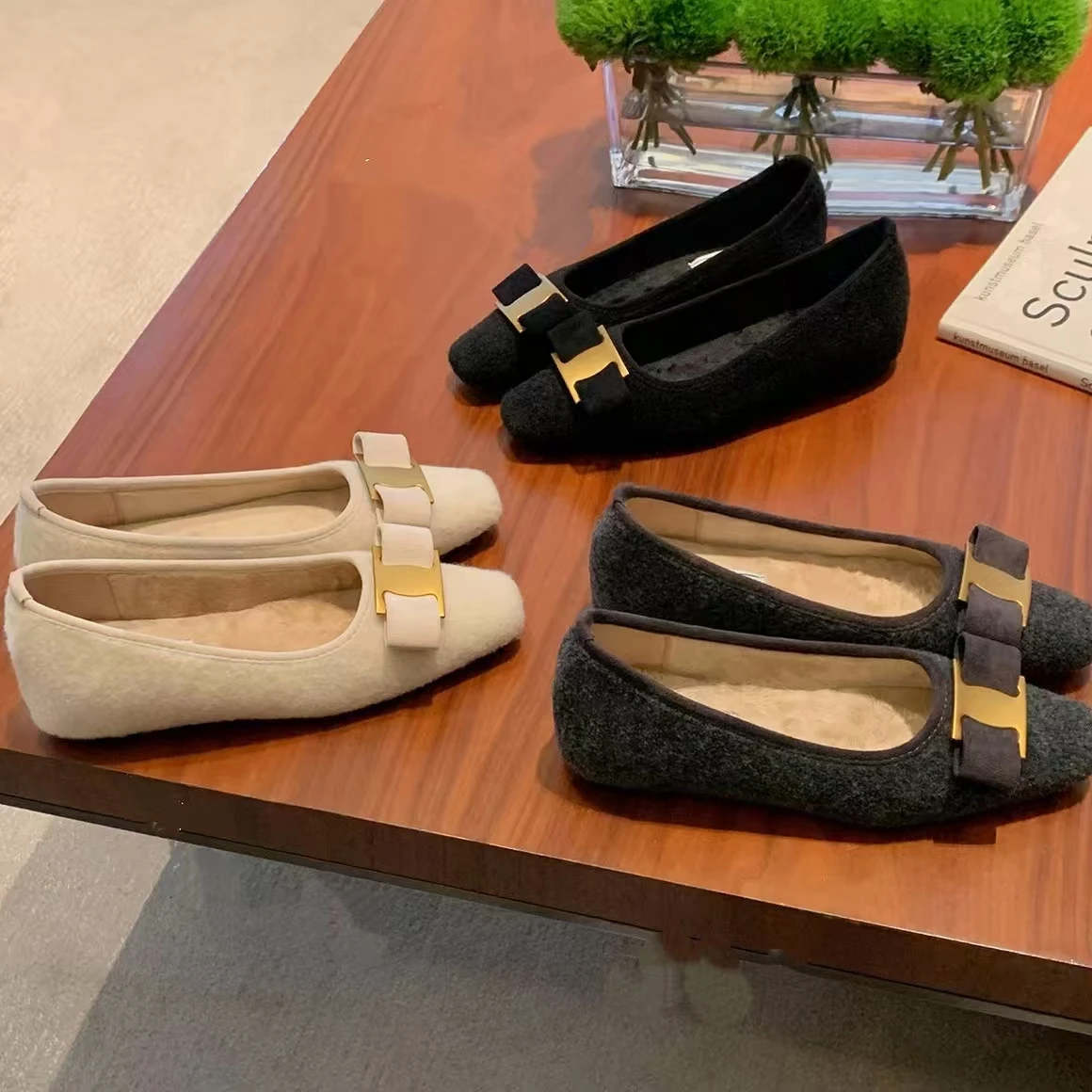 

Flats Shoes for Women 2025 New Autumn Pointed Flat Mink Fur Winter Shoes Velvet Women's Loafers Ladies Shoes