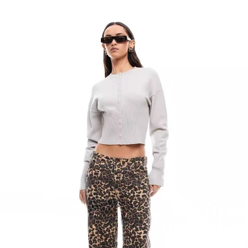 

Lioness 2025 New retro Fitted high-waisted short long-sleeved knitted cardigan sweater