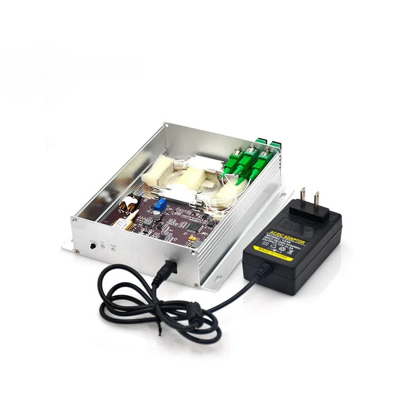 

CATV 1550 нм Мини-оптический усилитель EDFA 4 порта 16 дБм EDFA