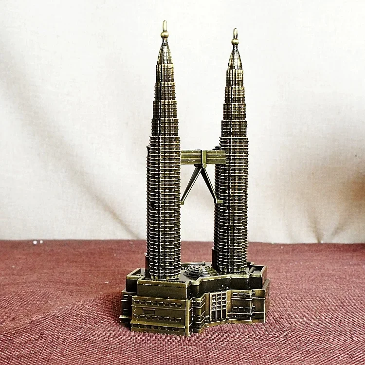 World Famous Tourist Souvenirs Metal Bronze Kuala Lumpur Malaysia Petronas Twin Towers Model