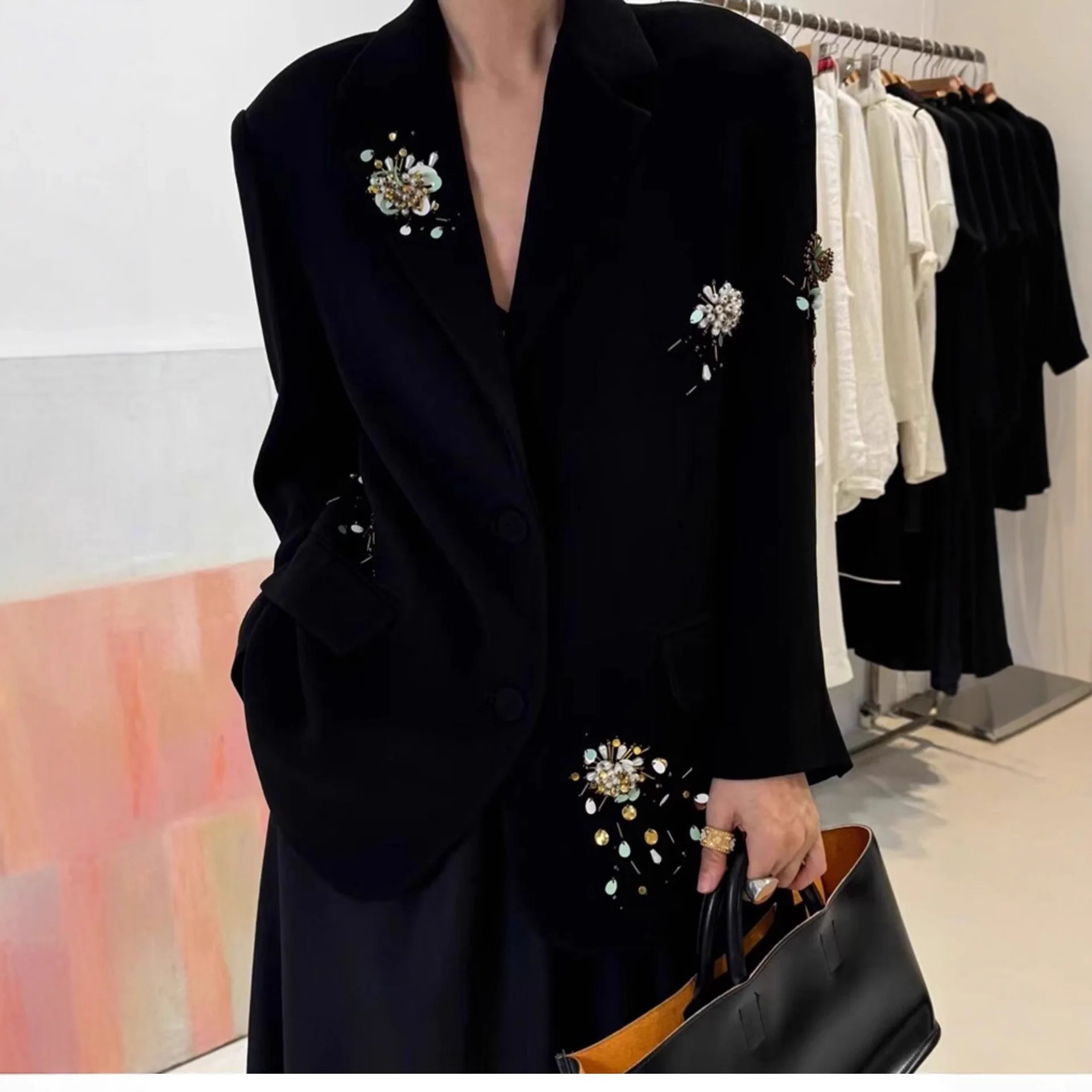 2026 New Style Black Luxury Women's Handmade Bead-Encrusted Three-Dimensional Flower Casual Suit