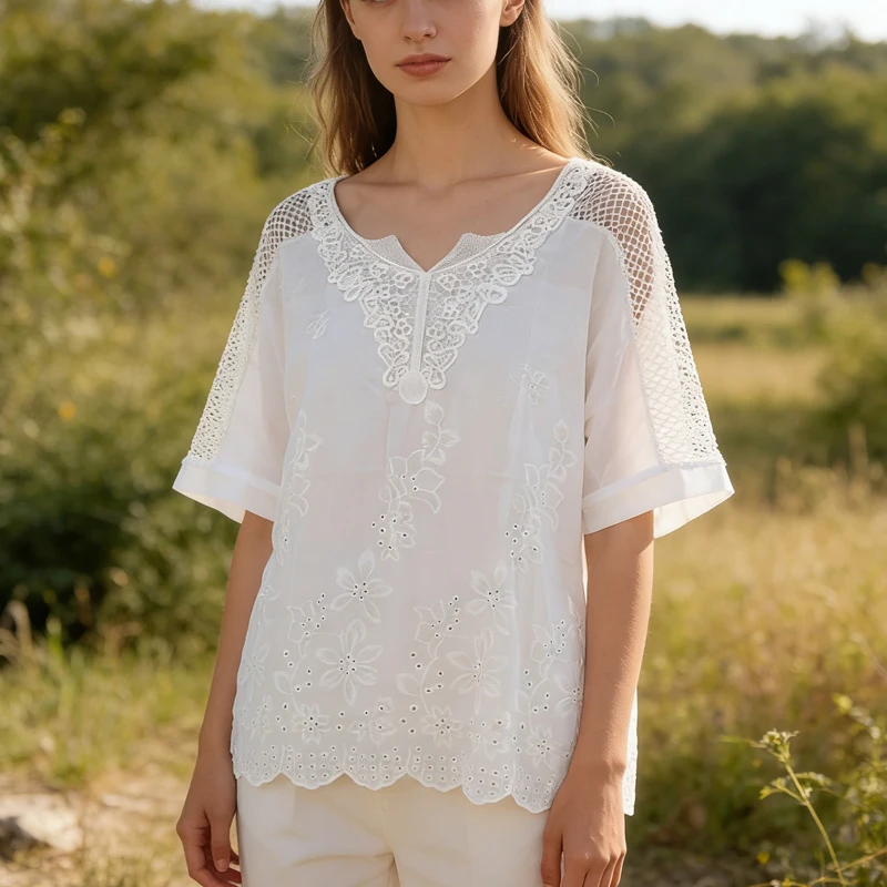 

Женская белая кружевная блузка с вышивкой, летняя, с коротким рукавом, V-образным вырезом, повседневная, ажурная, свободного кроя, в стиле ретро