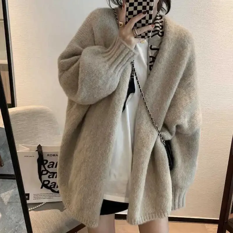 

Autumn Winter Thicken Warm Sweater Cardigan Women Japan Style Lazy Wind Soft Knit Cardigans Female Gray Khaki Loose Knitted Coat