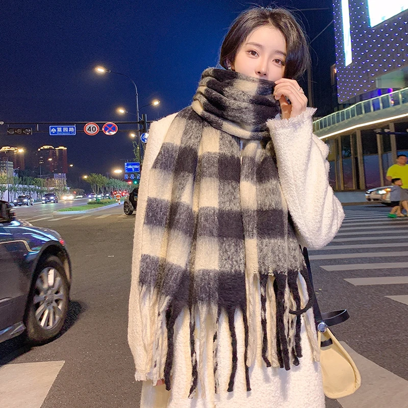 Sciarpa scozzese coreana Donna Inverno Nuovo stile Caldo Scialle versatile Sciarpa collo spessa imitazione cashmere di fascia alta Versione grande