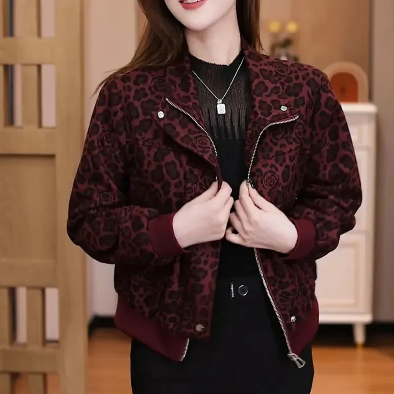

New Autumn Retro Rose Jacket Fashionable and Stylish Slim and Age-reducing Classic Versatile Women's Short Jacket