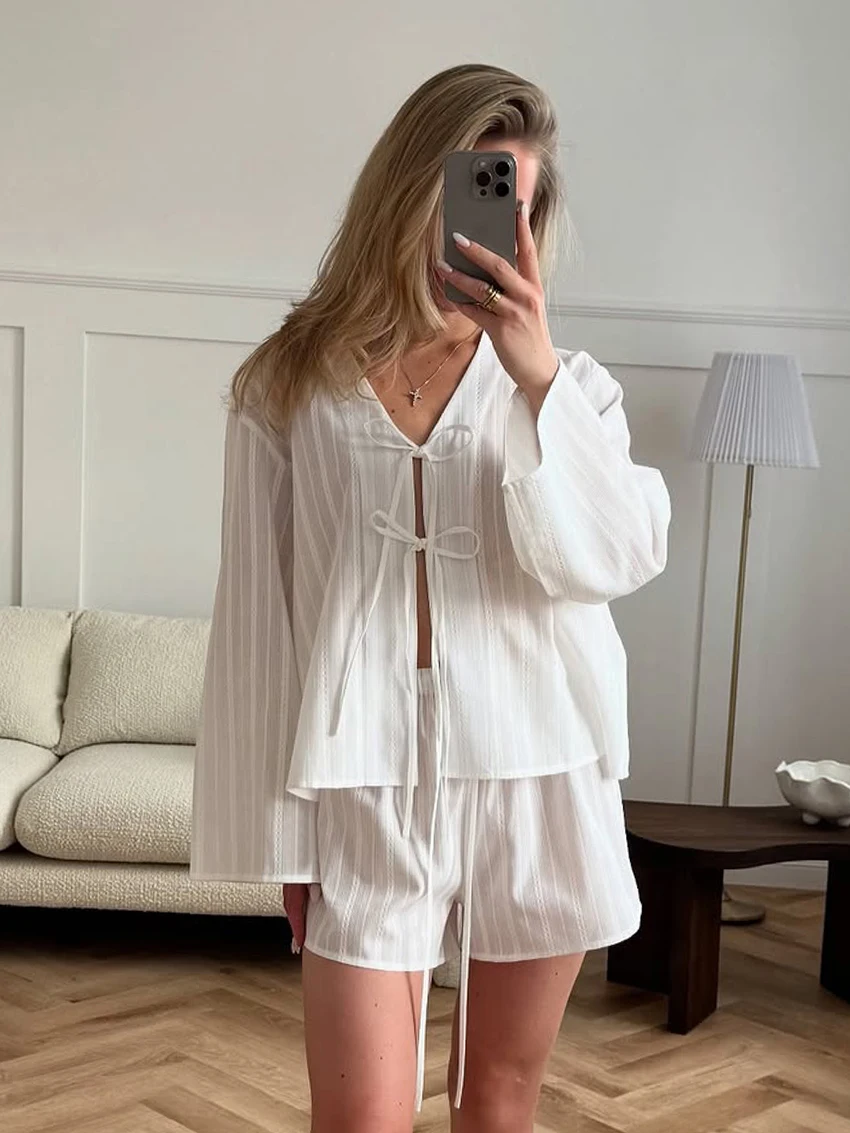 

Marthaqiqi Casual Ladies Nightwear Set V-Neck Pajamas Long Sleeve Nightie Lace Up Nightgowns Shorts Cotton Female Sleepwear Suit