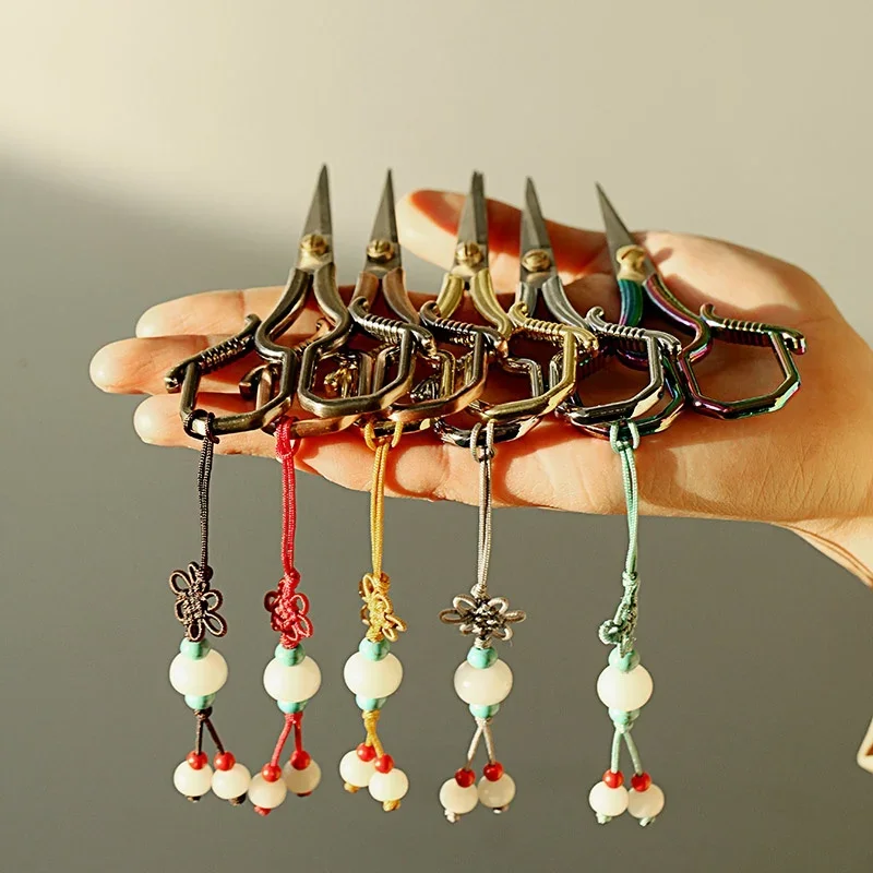 Retro Craft Scissors Stainless Steel Square Handle Household DIY Embroidery Thread for Sewing Cutting Cloth with A Chinese Knot