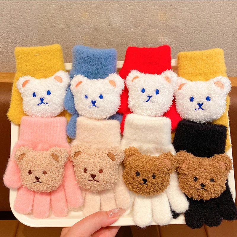 ถุงมือเด็กน่ารักลายหมี ถุงมือไหมพรมหนานุ่มสำหรับเด็ก ถุงมือถักสำหรับเด็กอนุบาล อุปกรณ์กันหนาวสำหรับเด็กอายุ 1-3 ปี ถุงมือห้านิ้วสำหรับเด็ก