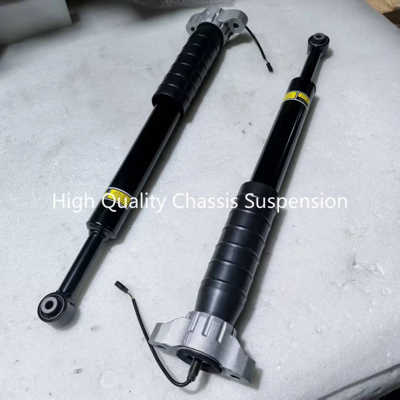 High Quality Rear Left+Right Air Shock Strut Assys For Maserati Levante M161 2017-20 3.0L