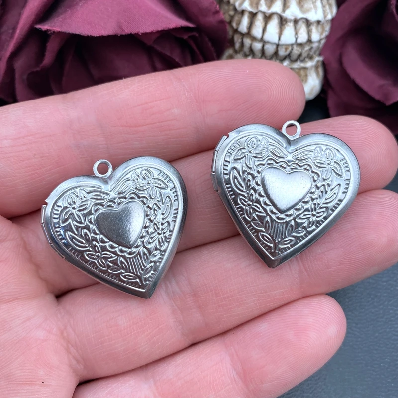 2pcs Stainless Steel Heart Box Vintage Reliquary Pendant Photo Locket DIY Necklace Handicraft Charm Jewelry Making Supplies