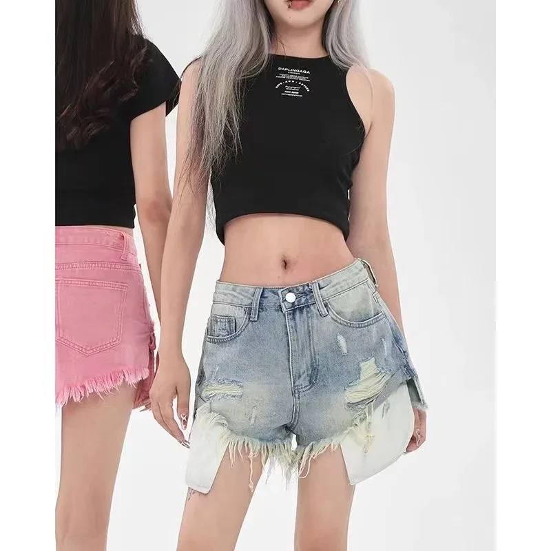 شورت جينز نسائي صيفي جديد بحافة ممزقة مع جيب عالي الخصر من قماش الدنيم بتصميم على شكل حرف a شورت جينز