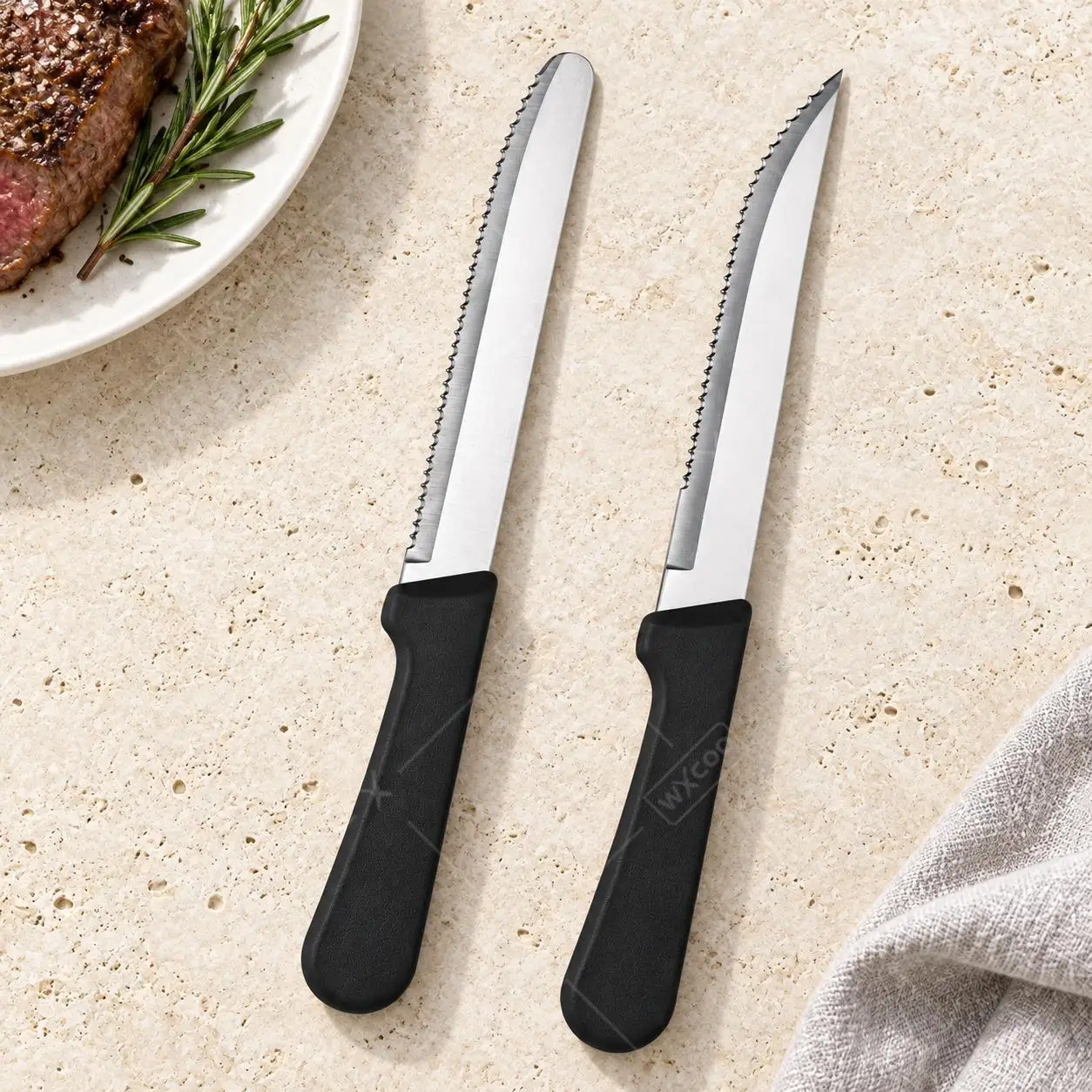 WXCOO Full Tang Stainless Steel Serrated Steak Knife Dinner Cutlery Set Plastic Handle Dishwasher Safe Sharp for Meat and Bread