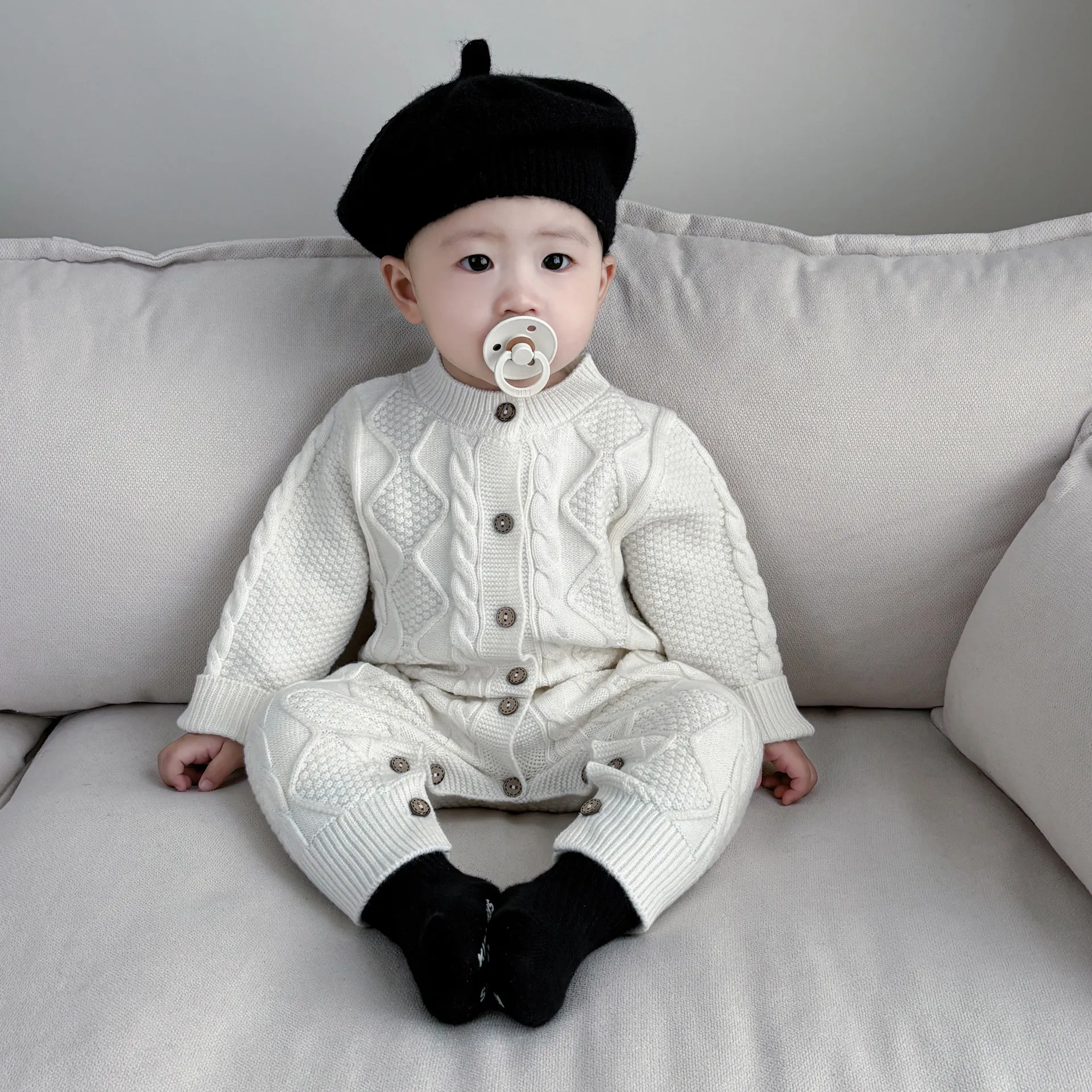 Spring Newborn Infant Baby Boys And Girls Baby Knitted Romper Long-sleeved Kids Solid One Piece Fashion Baby Clothing