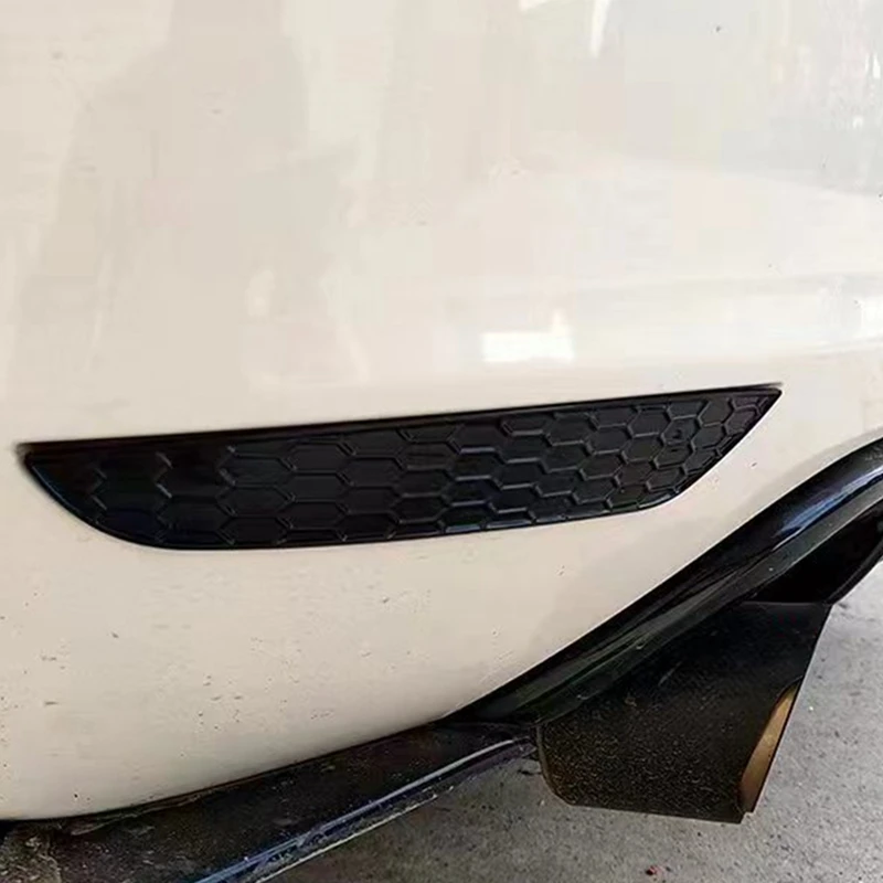 1Pair Rear Bar Honeycomb Tail Fog Light Cover Trim Styling For VW Golf 6 Rear Bumper Reflector Strips Sticker Glossy